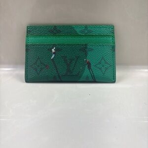 & Other Stories Green Monogram Card Holder with Graphic Accents